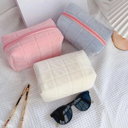 CleverCarry™ Plush Pouch – Soft Touch Cosmetic & Jewelry Bag
